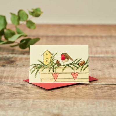 Mini Robin on mantelpiece card